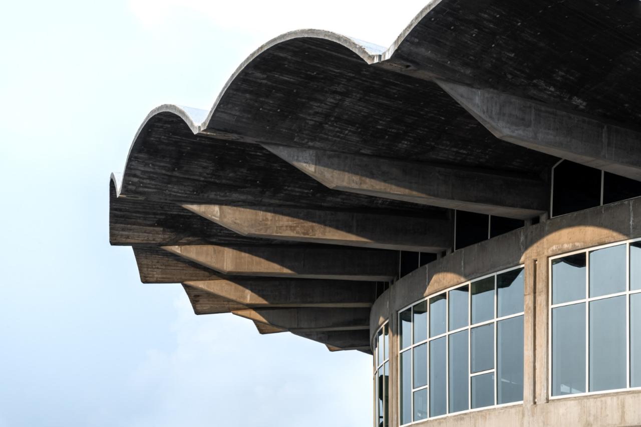 BIM建筑|秩序城堡，Sanand 工厂 / Studio Saar