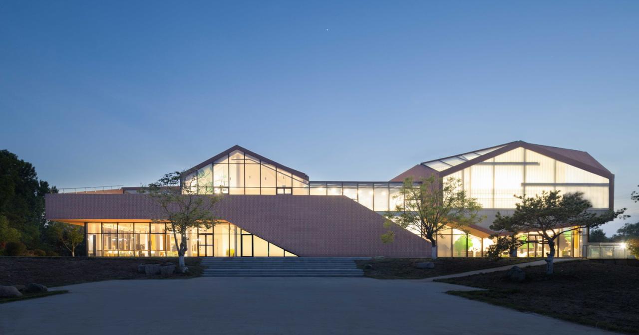 BIM建筑|雕琢乡村璞玉，静待尘尽光生：乡村振兴示范区项目展示中心 / 邹迎晞-袈蓝建筑