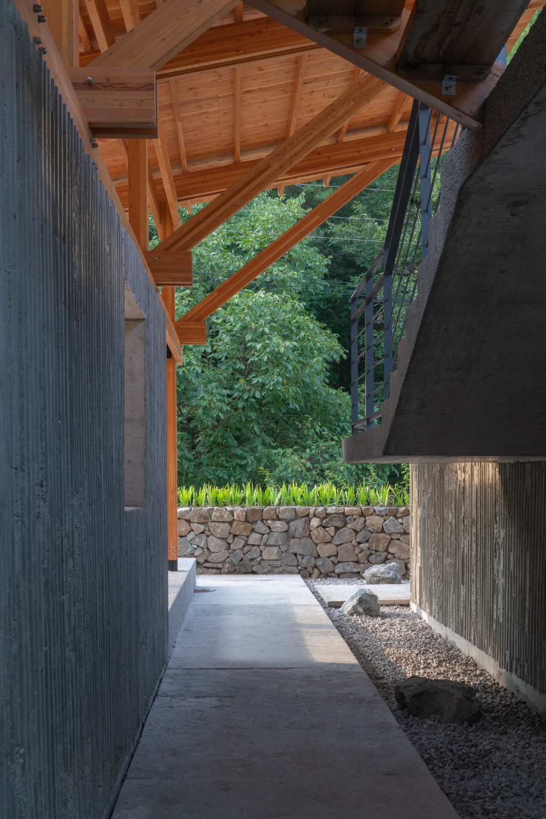 BIM建筑|留坝瓦窑沟多功能服务中心 / 尌林建筑设计事务所