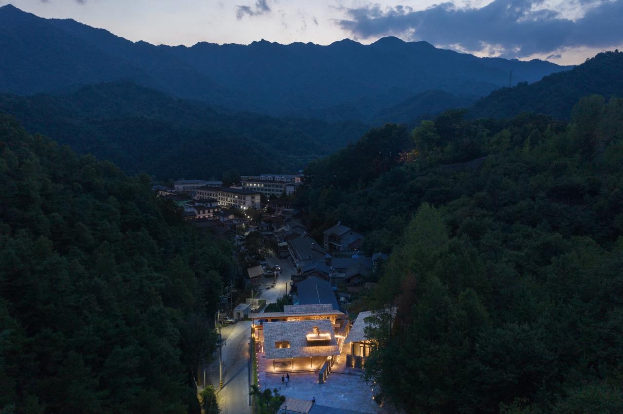 BIM建筑|留坝瓦窑沟多功能服务中心 / 尌林建筑设计事务所