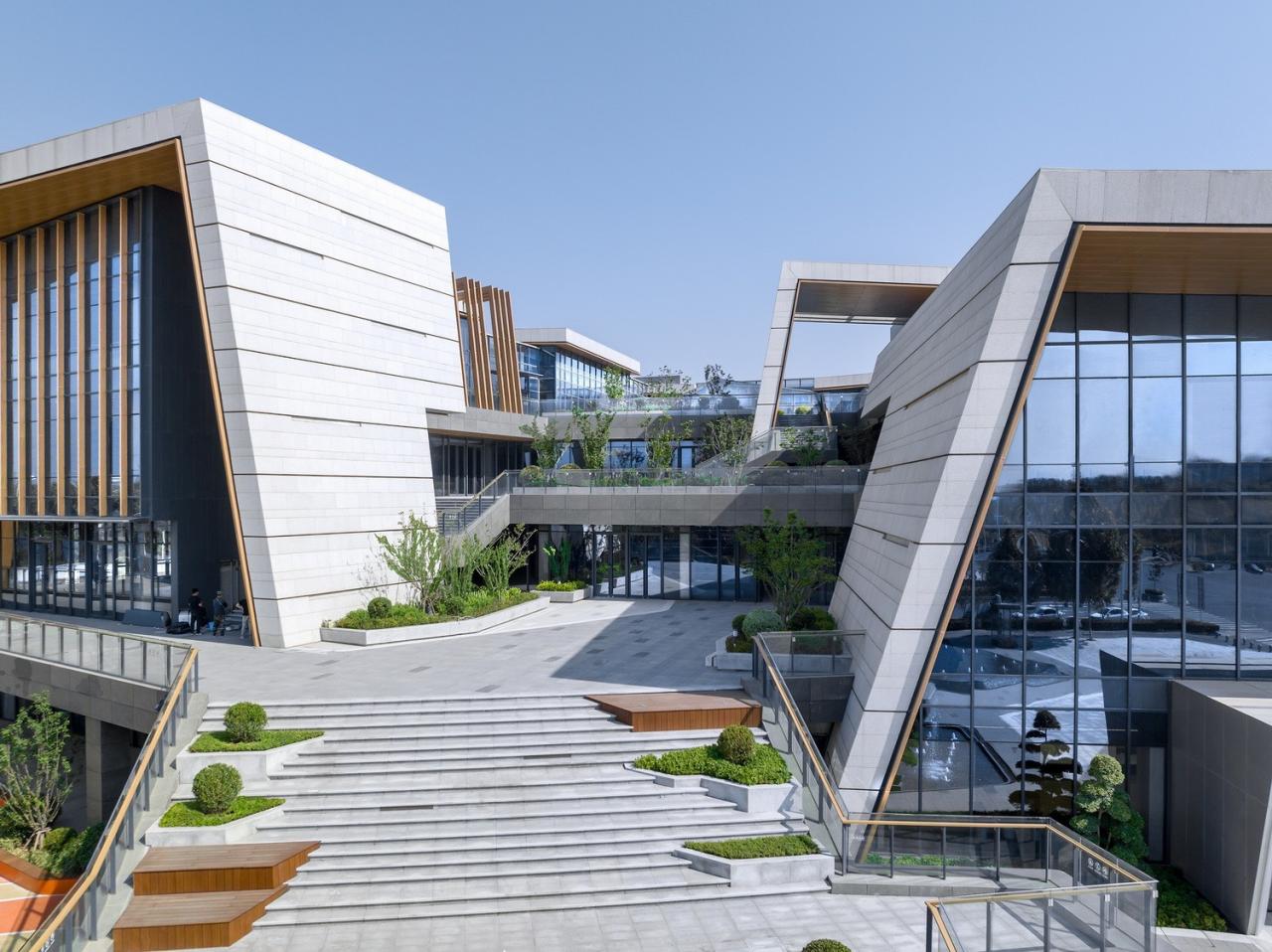 BIM建筑|山之谷：郑州·深业健康城 / 柏涛建筑