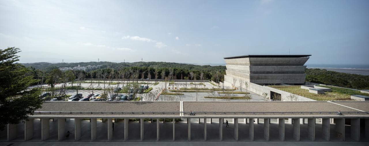 BIM建筑|山中骨灰安置所 / Behet Bondzio Lin Architekten