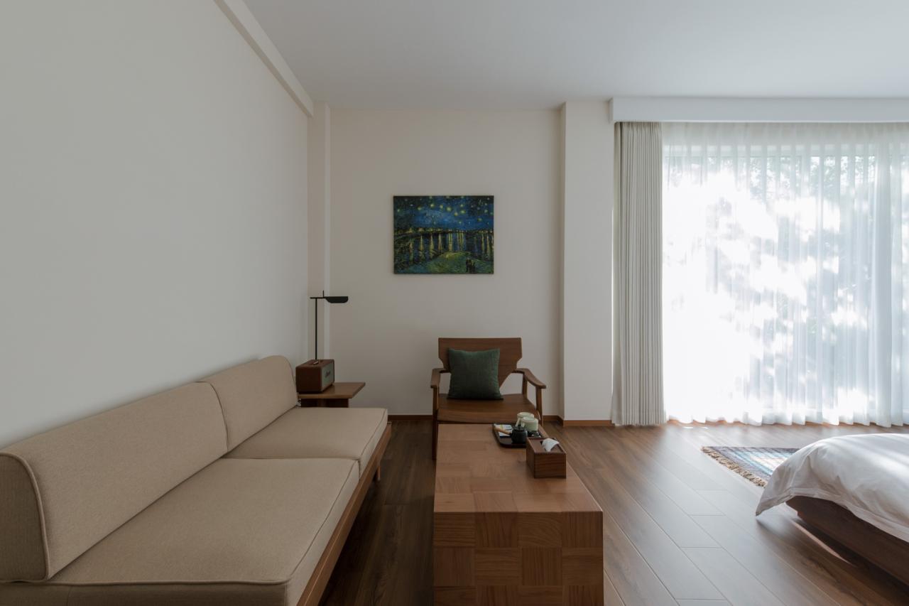 BIM建筑|沂蒙·书舍民宿：板栗树林下的自然再造与共生 / 灰空间建筑事务所