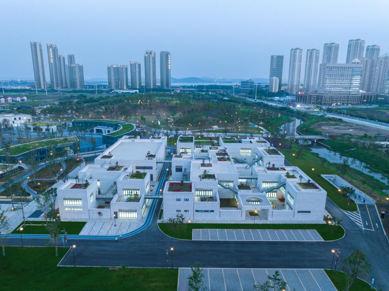 BIM建筑|武汉海绵公园研学+游客中心 / UAO瑞拓设计