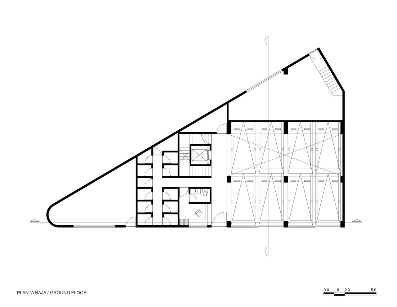 BIM建筑|三角形住宅楼：MO288 住宅楼 / HGR ARQUITECTOS