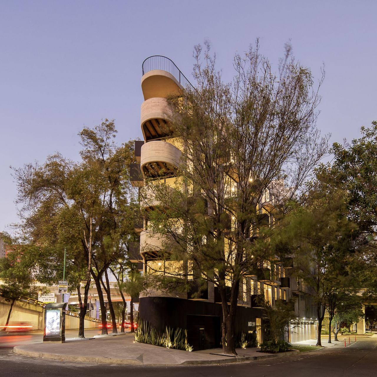 BIM建筑|三角形住宅楼：MO288 住宅楼 / HGR ARQUITECTOS