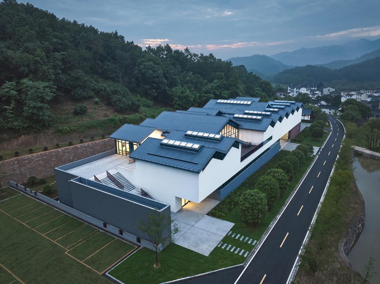 BIM建筑|雪峰文学馆 / 同济院 麟和建筑工作室