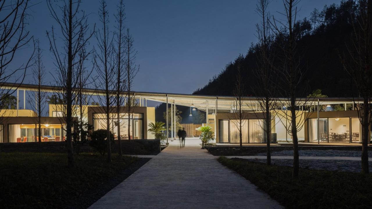 BIM建筑|五福山水龙家宴餐厅 / 小写建筑