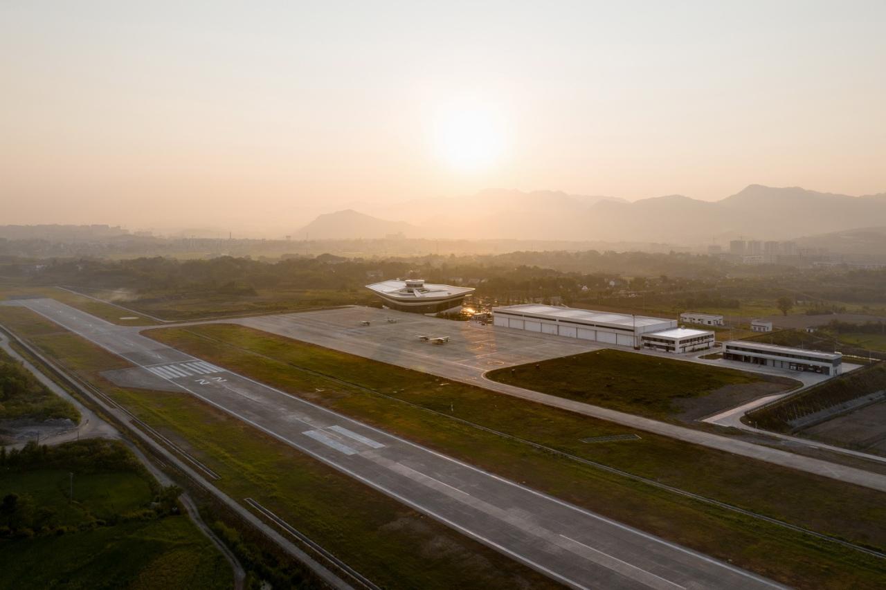 BIM建筑|杭州亚运配套设施：千岛湖通用机场航站楼 / 境澜建筑