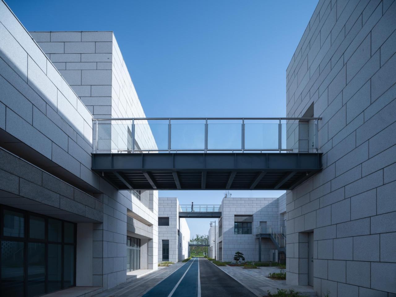 BIM建筑|武汉海绵公园研学+游客中心 / UAO瑞拓设计