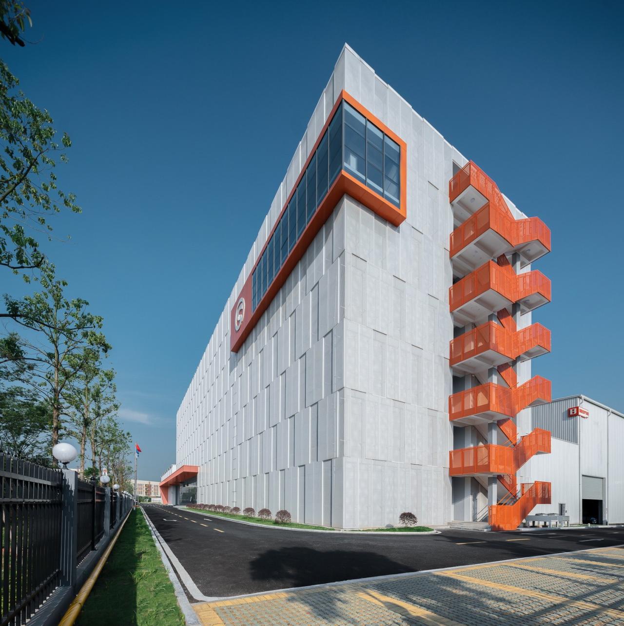 BIM建筑|流线重构，申亿智慧工厂 / 长沙市规划设计院有限责任公司