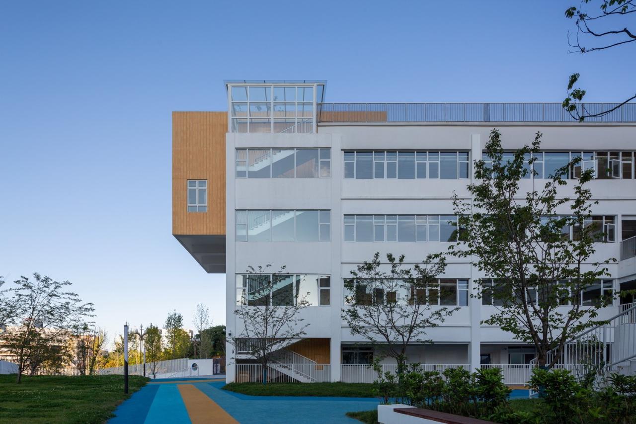 BIM建筑|山丘游园：贵阳观山湖区第六幼儿园第二分园 / 柏涛建筑