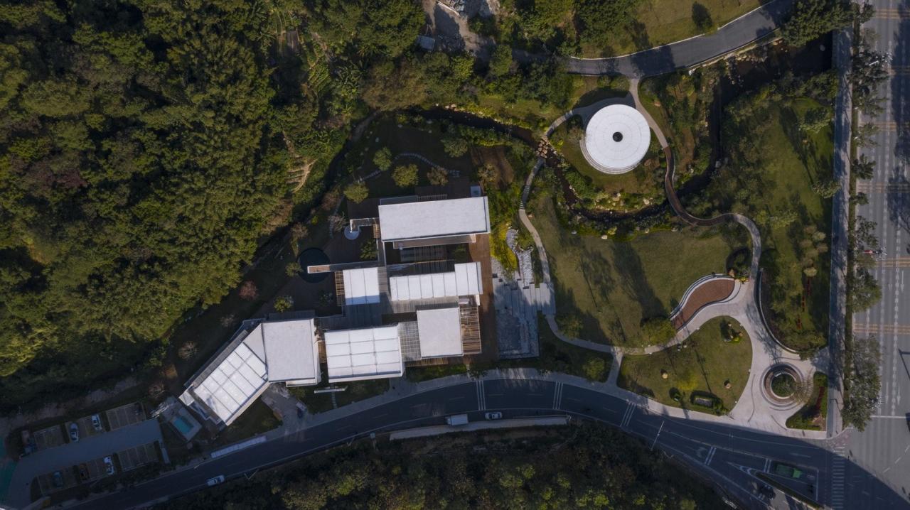 BIM建筑|多层面的“轻”：黄麻乡村振兴工作站与乡村会客厅 / 三文建筑