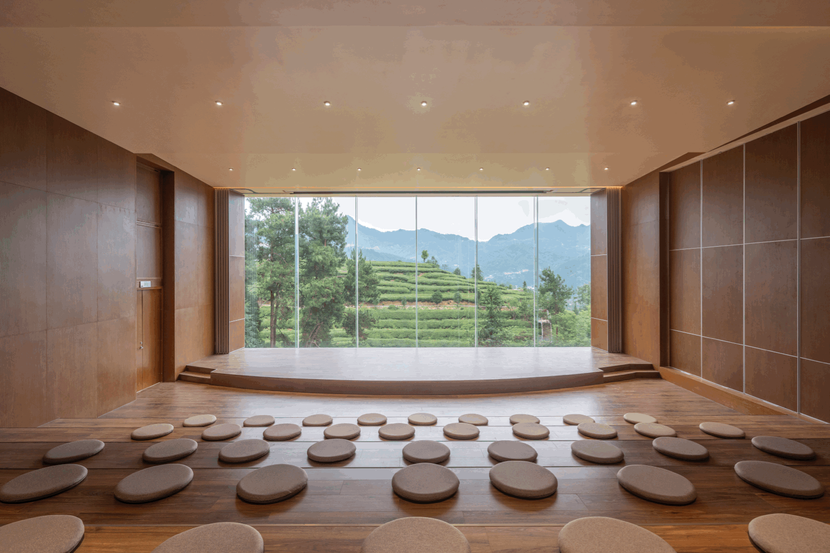 BIM建筑|三峡茶旅小镇展示中心 / 建筑营设计工作室