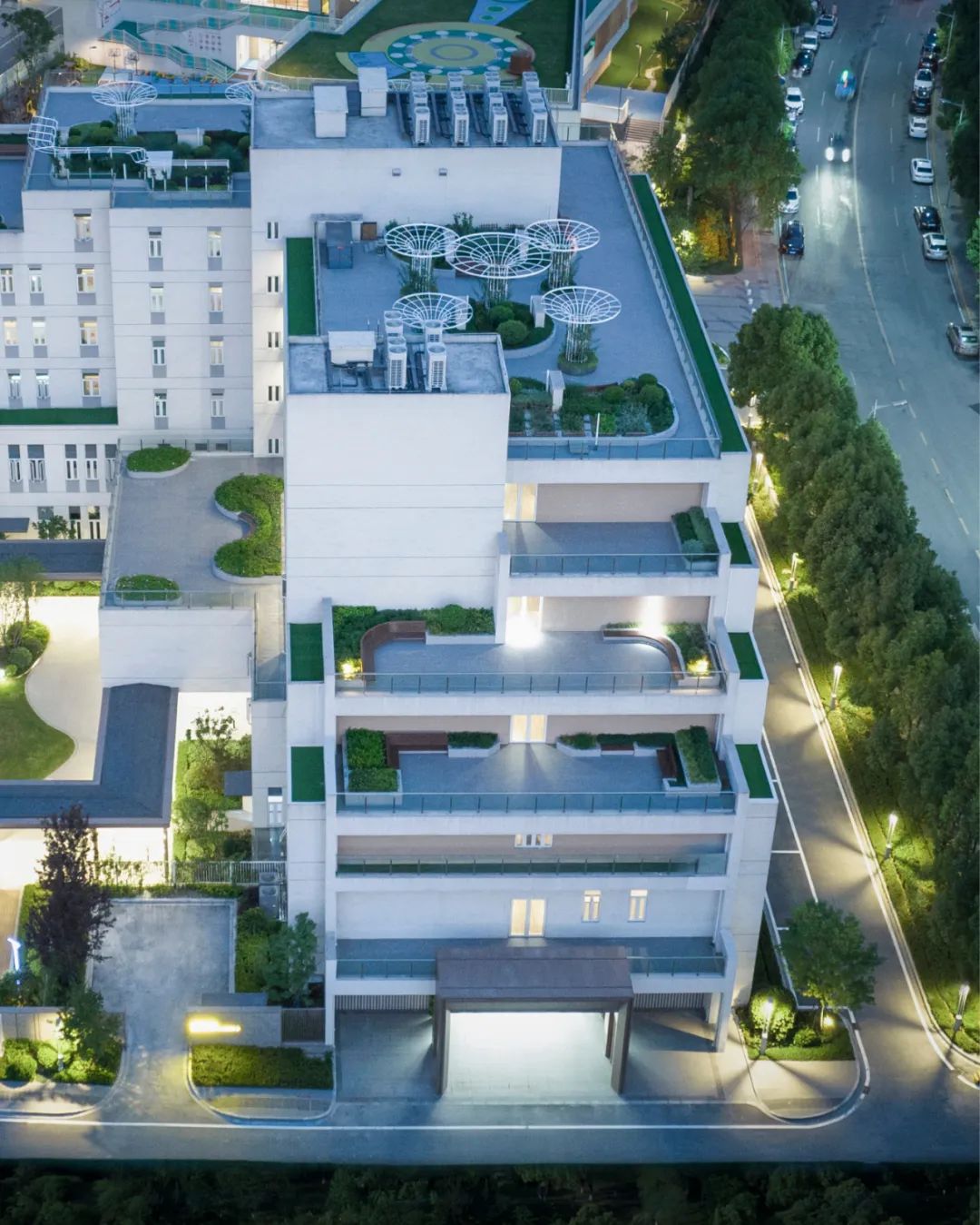 BIM建筑|多层养老中心与外部环境的互动-博元养老中心 / UUA