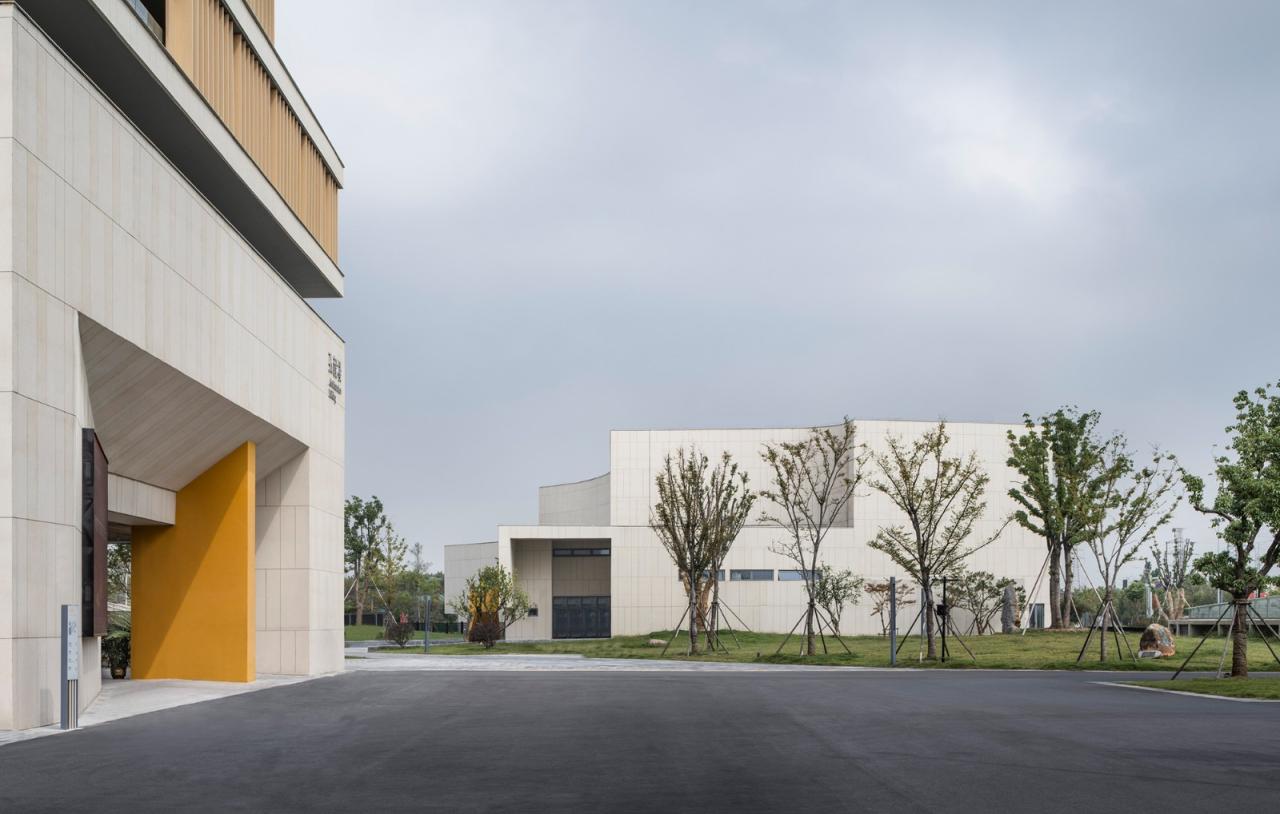 BIM建筑|江苏省靖江高级中学新校区 / 荣朝晖工作室