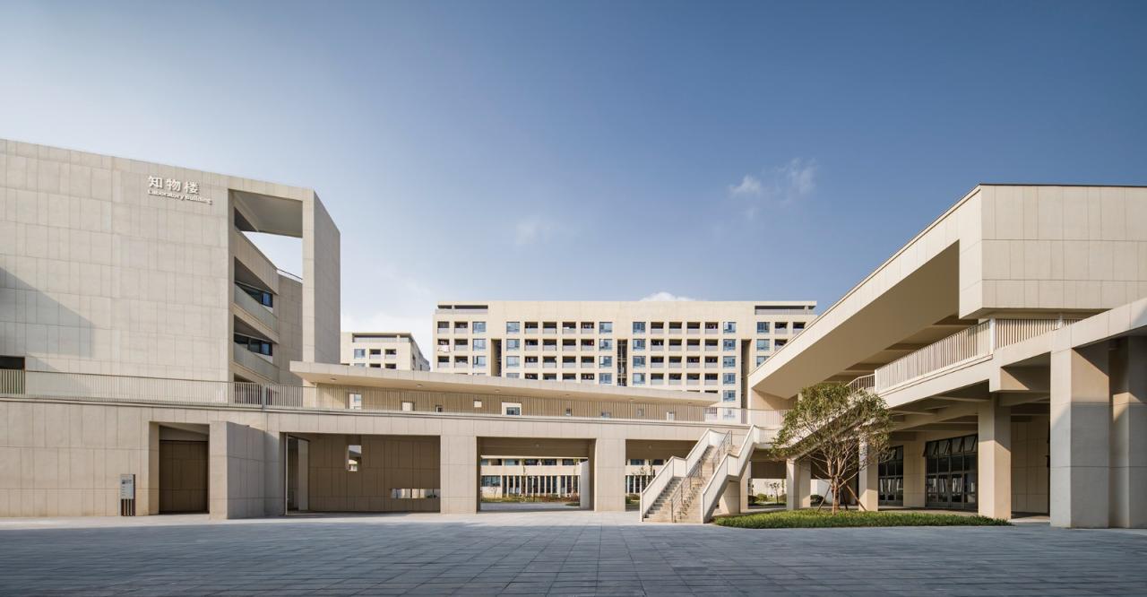 BIM建筑|江苏省靖江高级中学新校区 / 荣朝晖工作室