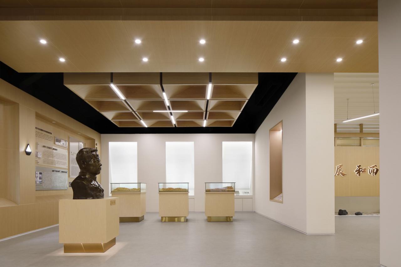 BIM建筑|一座深藏在云和小县城的校史馆 / 丰间建筑事务所