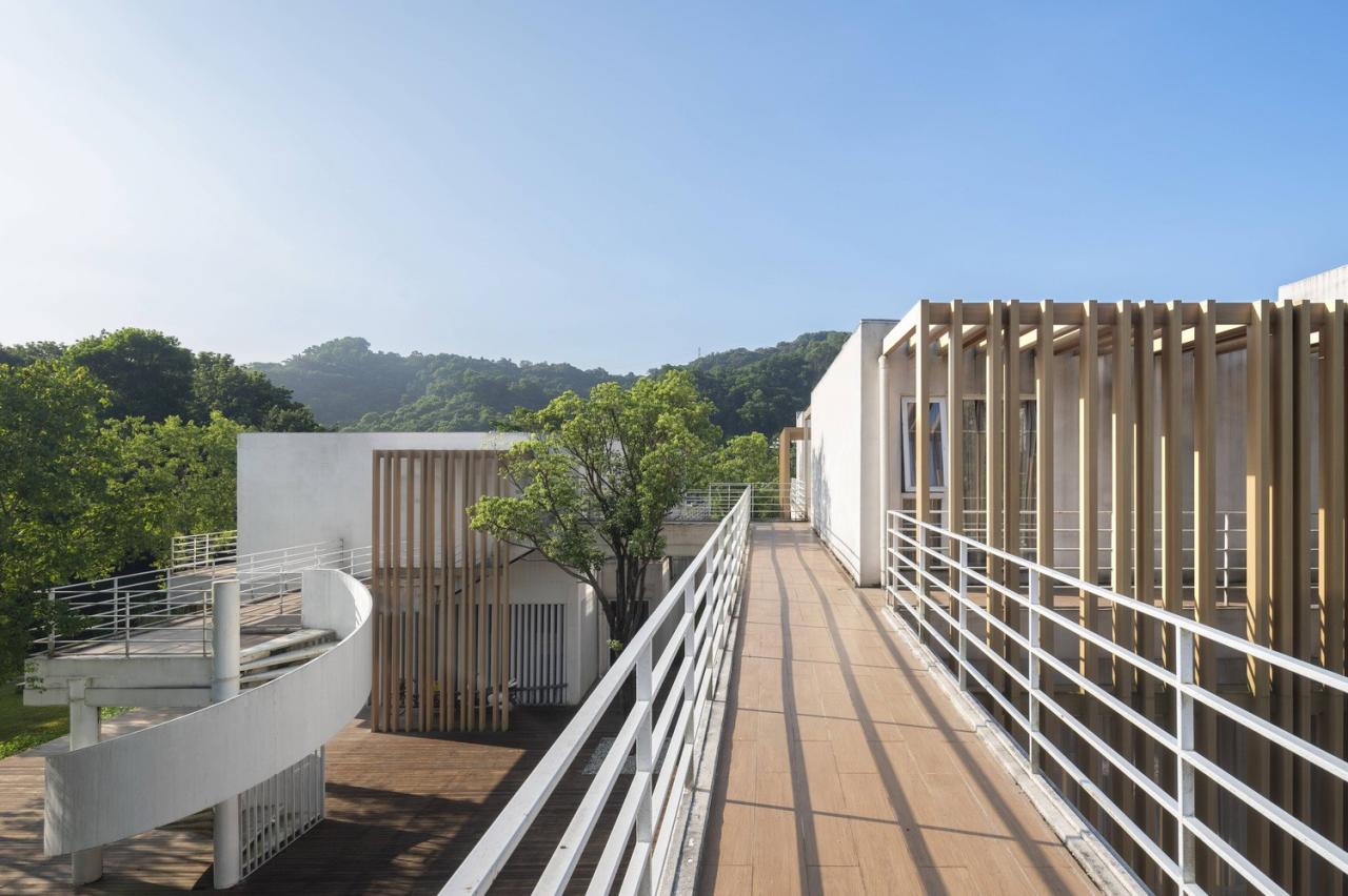 BIM建筑|多层面的“轻”：黄麻乡村振兴工作站与乡村会客厅 / 三文建筑