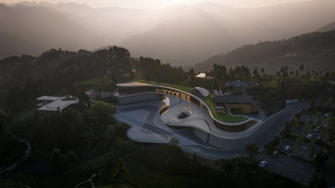 BIM建筑|三峡茶旅小镇展示中心 / 建筑营设计工作室