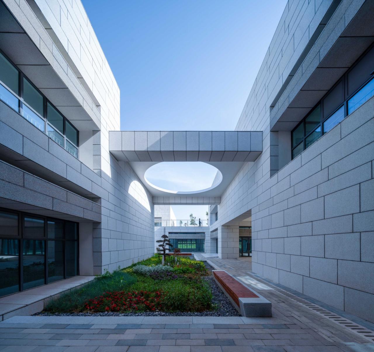 BIM建筑|武汉海绵公园研学+游客中心 / UAO瑞拓设计