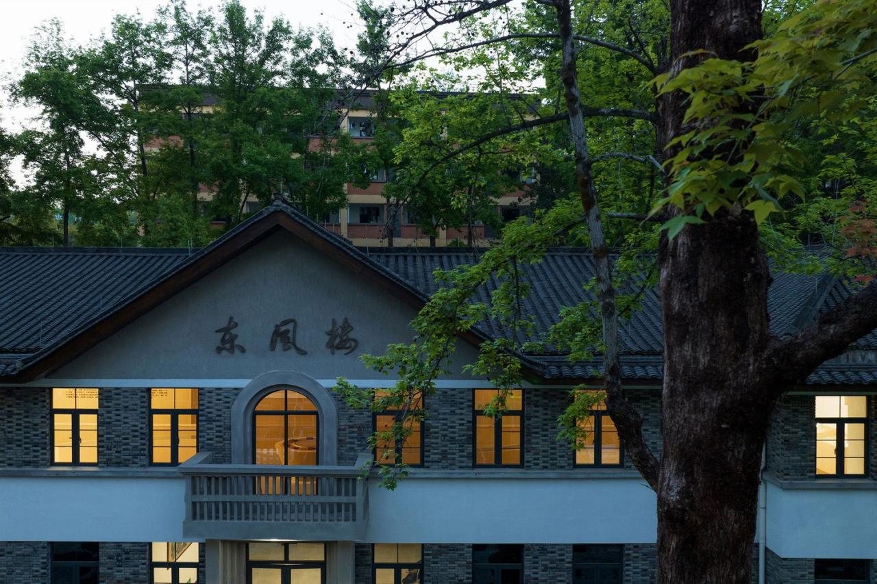 BIM建筑|一座深藏在云和小县城的校史馆 / 丰间建筑事务所