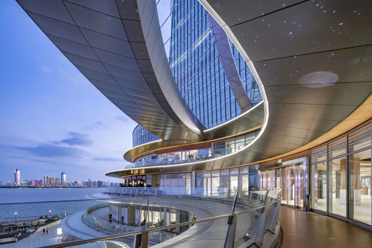 BIM建筑|华彩海口湾， 多维艺术元素塑造全新商业地标 / 凯谛思Arcadis