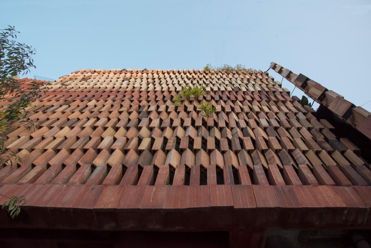 BIM建筑|生态绿洲之家 / I-Con Architects and Urban Planners