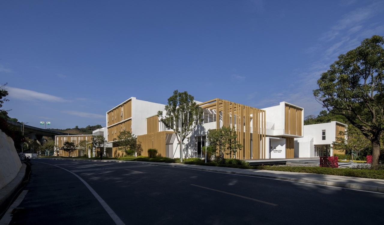BIM建筑|多层面的“轻”：黄麻乡村振兴工作站与乡村会客厅 / 三文建筑