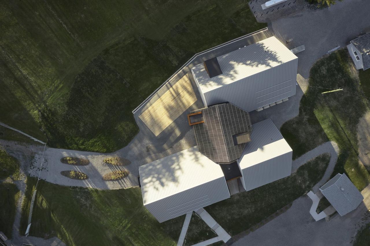 BIM建筑|高地村解说中心 / Abbott Brown Architects