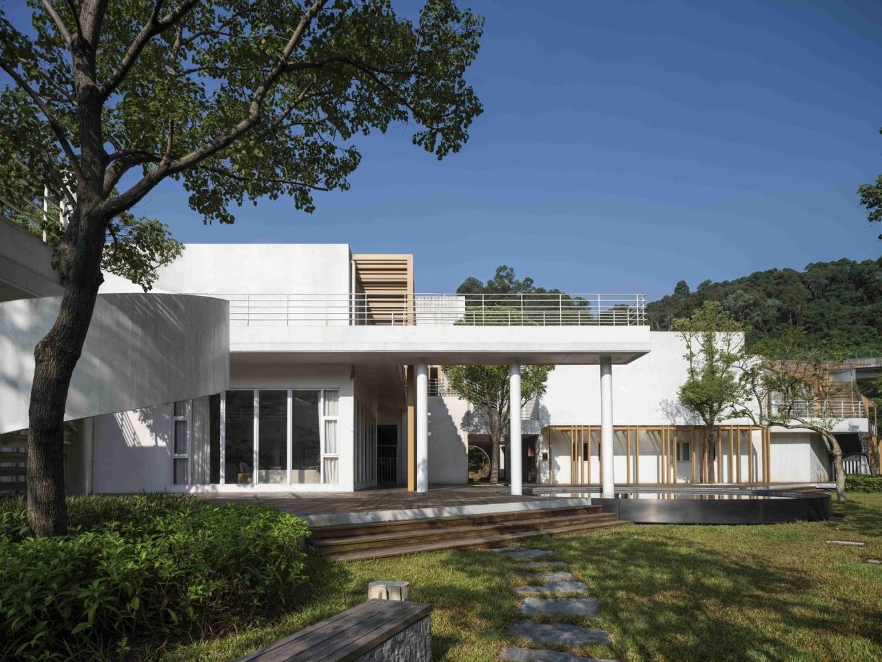 BIM建筑|多层面的“轻”：黄麻乡村振兴工作站与乡村会客厅 / 三文建筑