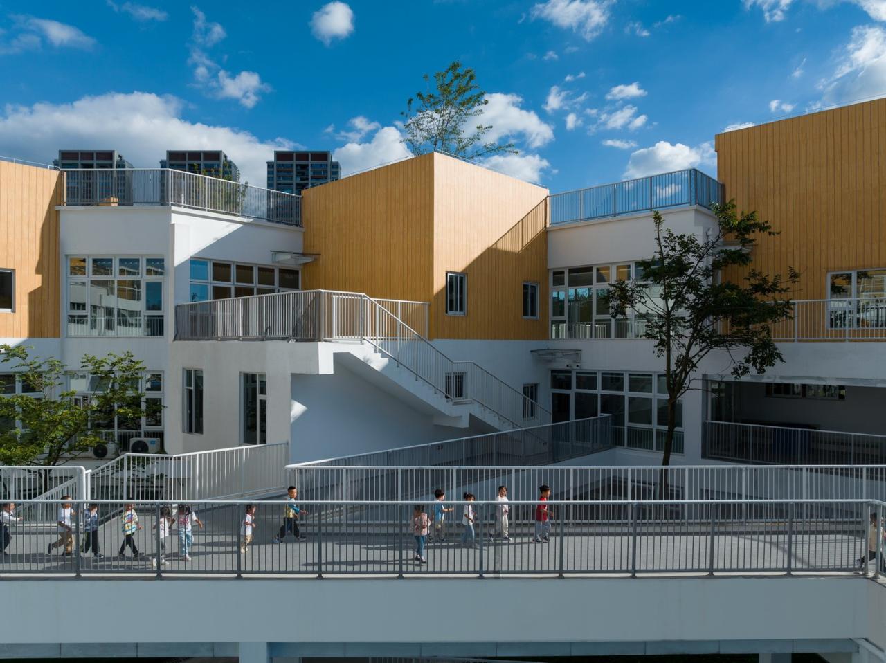 BIM建筑|山丘游园：贵阳观山湖区第六幼儿园第二分园 / 柏涛建筑