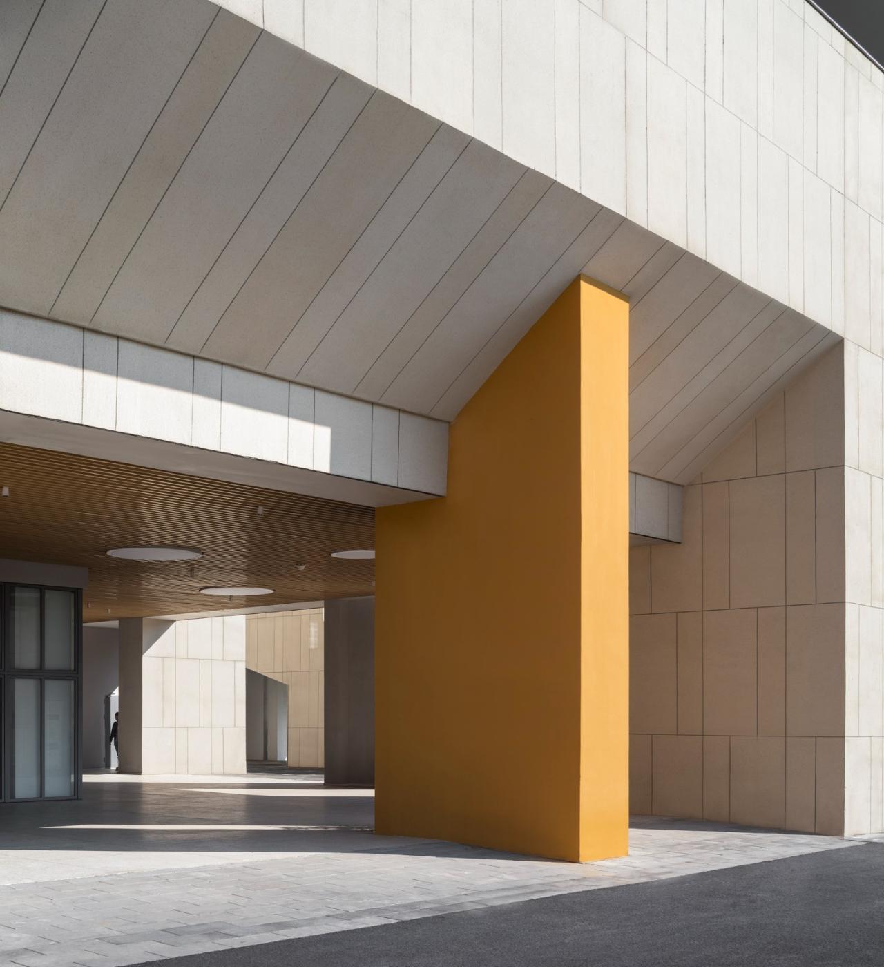 BIM建筑|江苏省靖江高级中学新校区 / 荣朝晖工作室