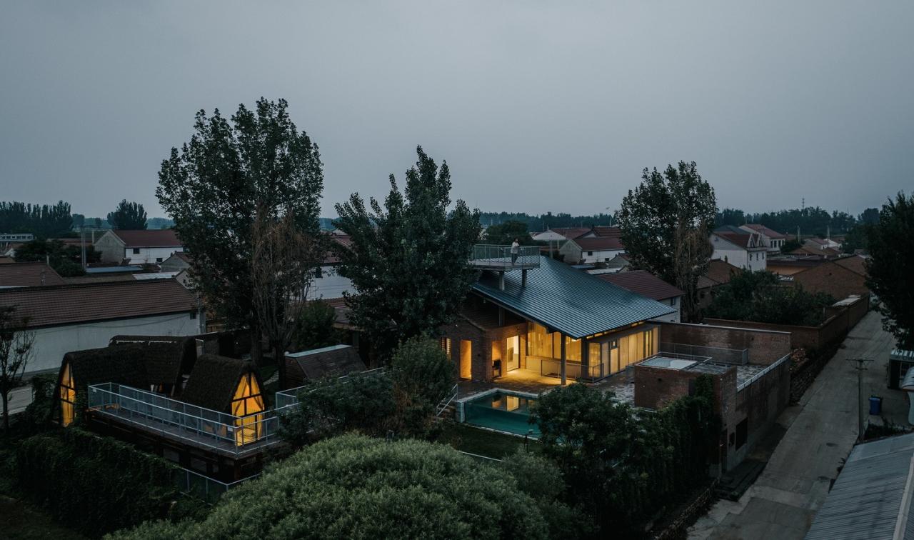 BIM建筑|疯癫是理性的礼物：板泉之野民宿与营地 / 大料建筑