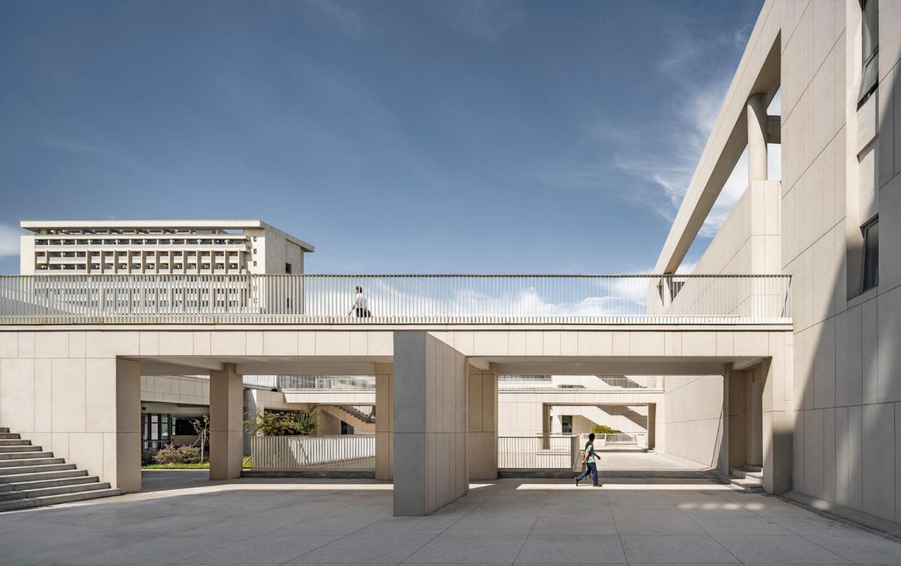 BIM建筑|江苏省靖江高级中学新校区 / 荣朝晖工作室