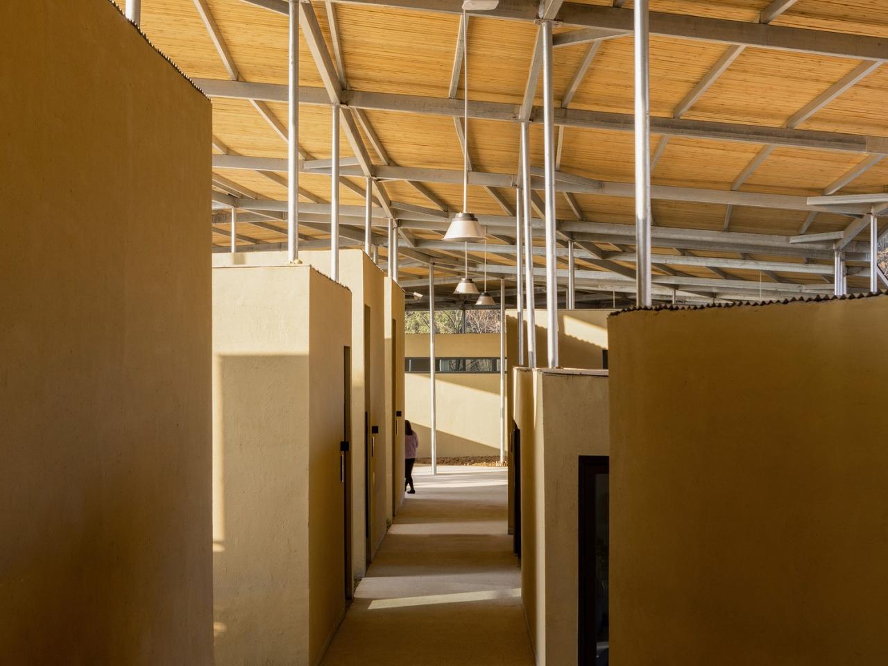 BIM建筑|五福山水龙家宴餐厅 / 小写建筑