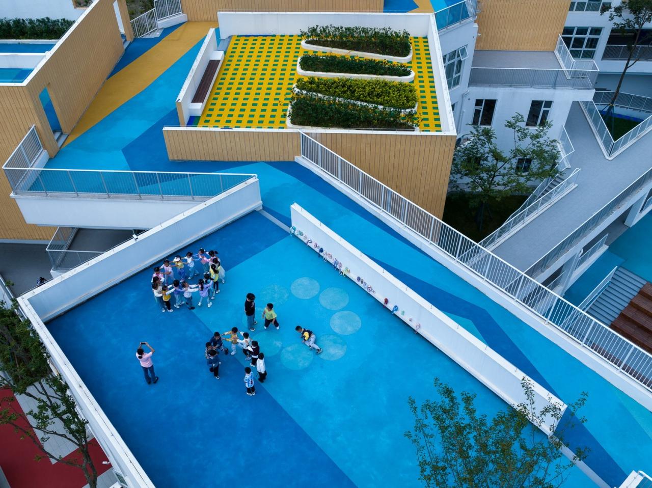 BIM建筑|山丘游园：贵阳观山湖区第六幼儿园第二分园 / 柏涛建筑