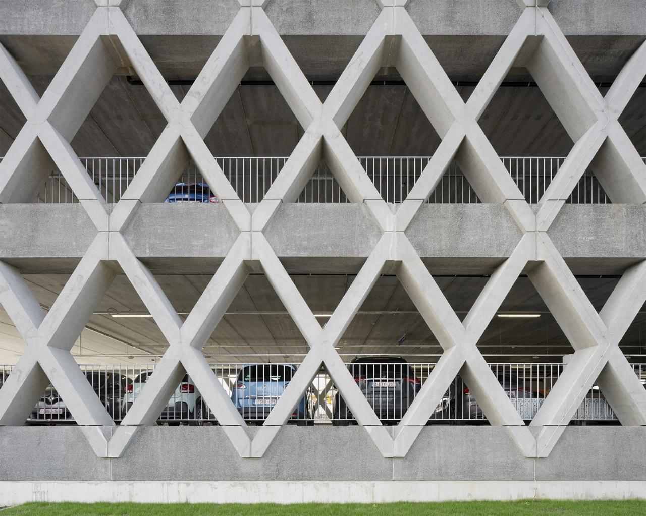 BIM建筑|Eandistip 交通中心 / archipelago + POLO