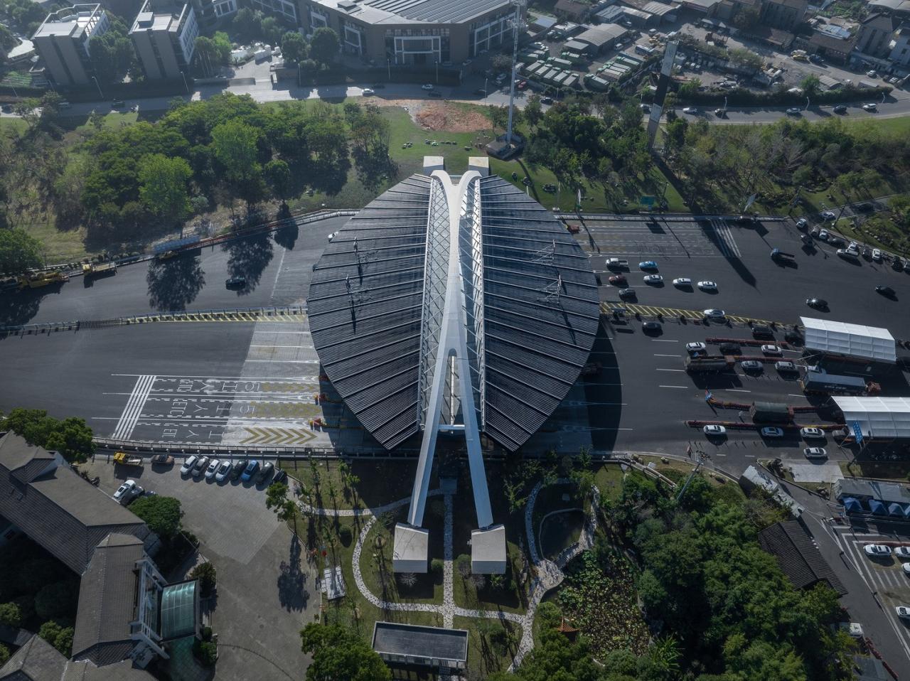 BIM建筑|杭甬高速绍兴收费站 / 任天建筑