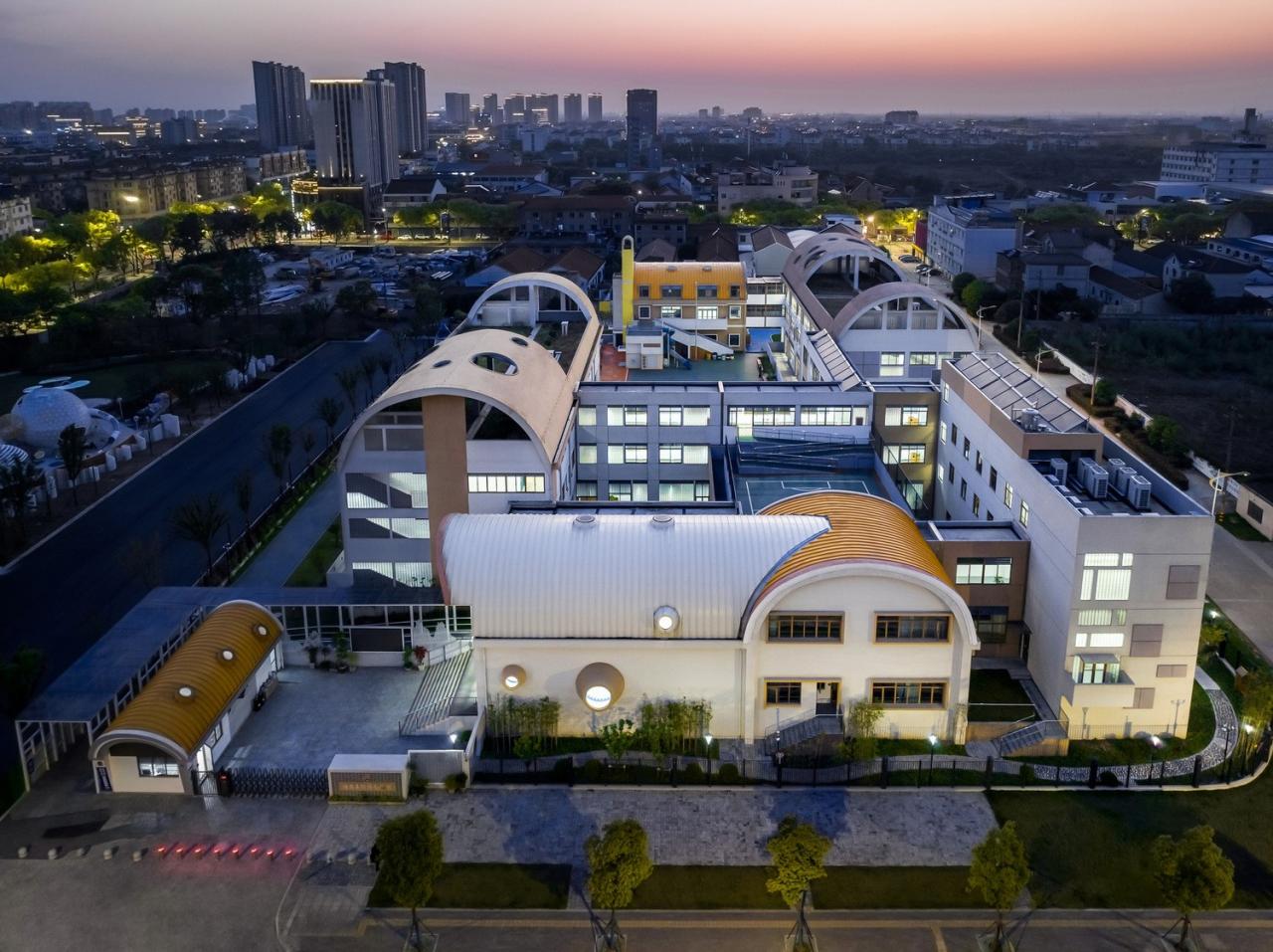 BIM建筑|陌桑幼儿园新建工程 / 上海交通大学城镇空间文化与科学研究中心