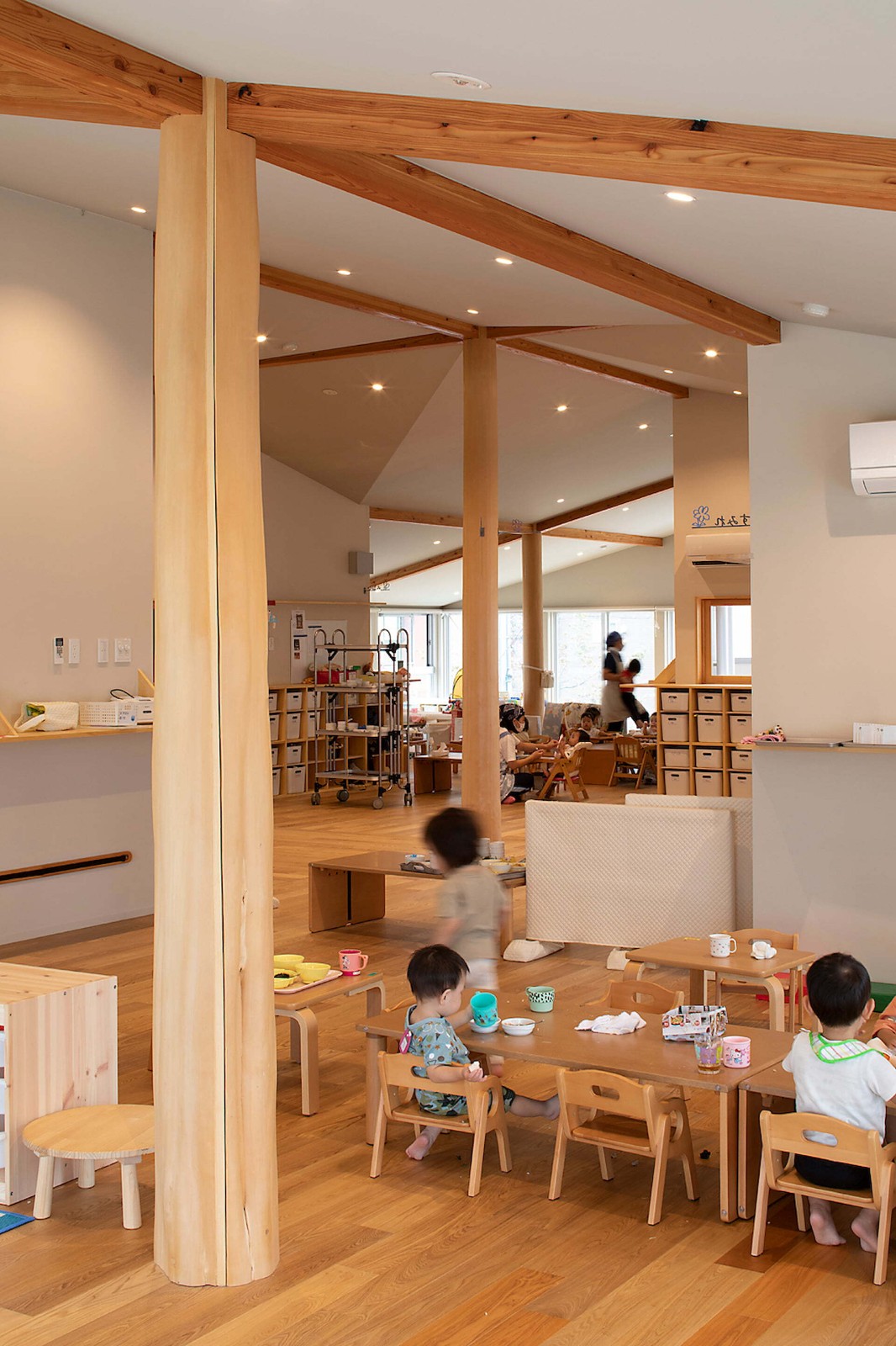 BIM建筑|大风车，鹿岛田托儿所 / TERRAIN architects