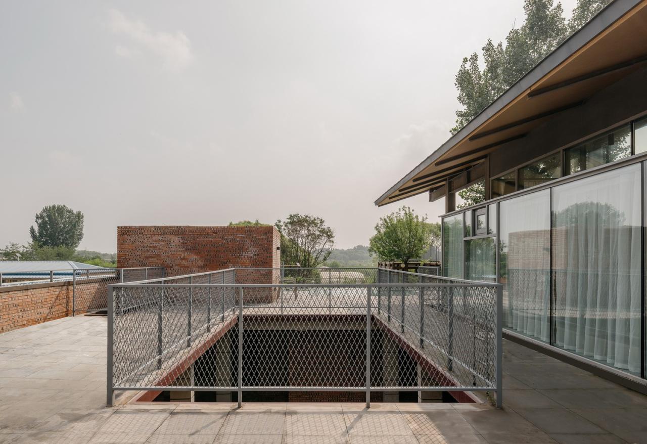 BIM建筑|疯癫是理性的礼物：板泉之野民宿与营地 / 大料建筑