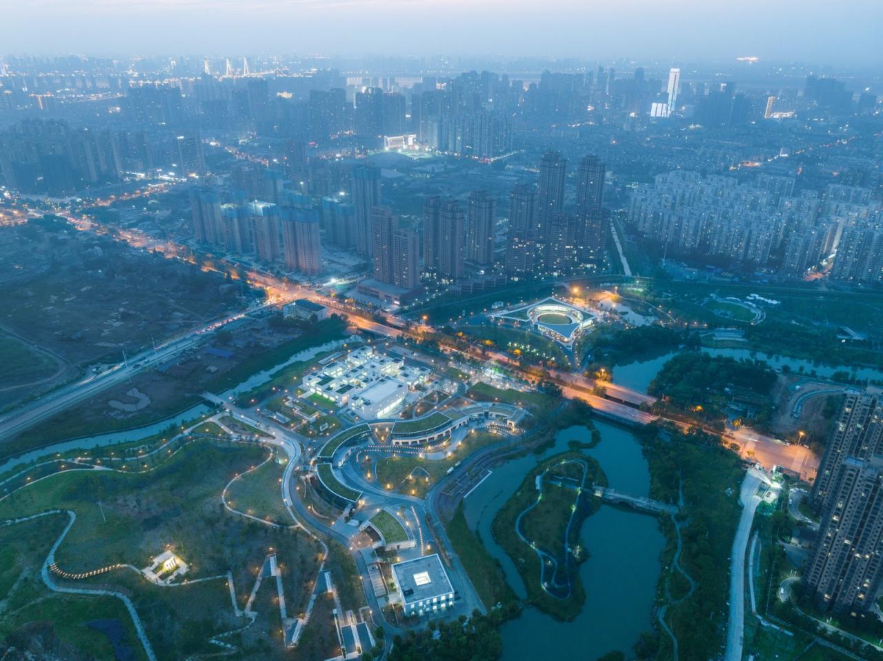 BIM建筑|武汉海绵公园研学+游客中心 / UAO瑞拓设计