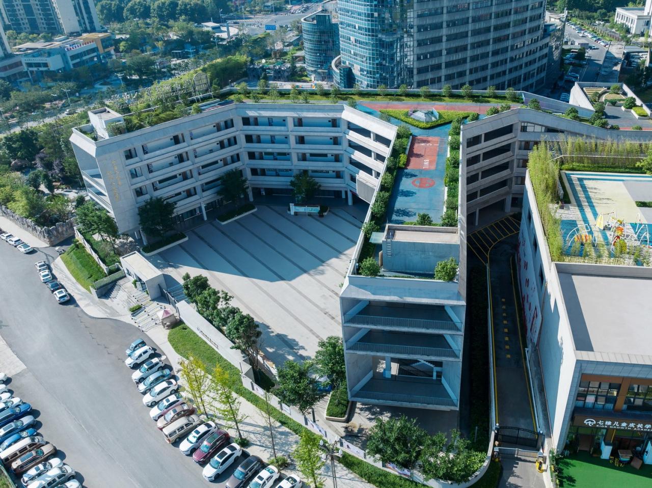 BIM建筑|如有机生命体般自由生长：贵阳·观山湖区第八中学