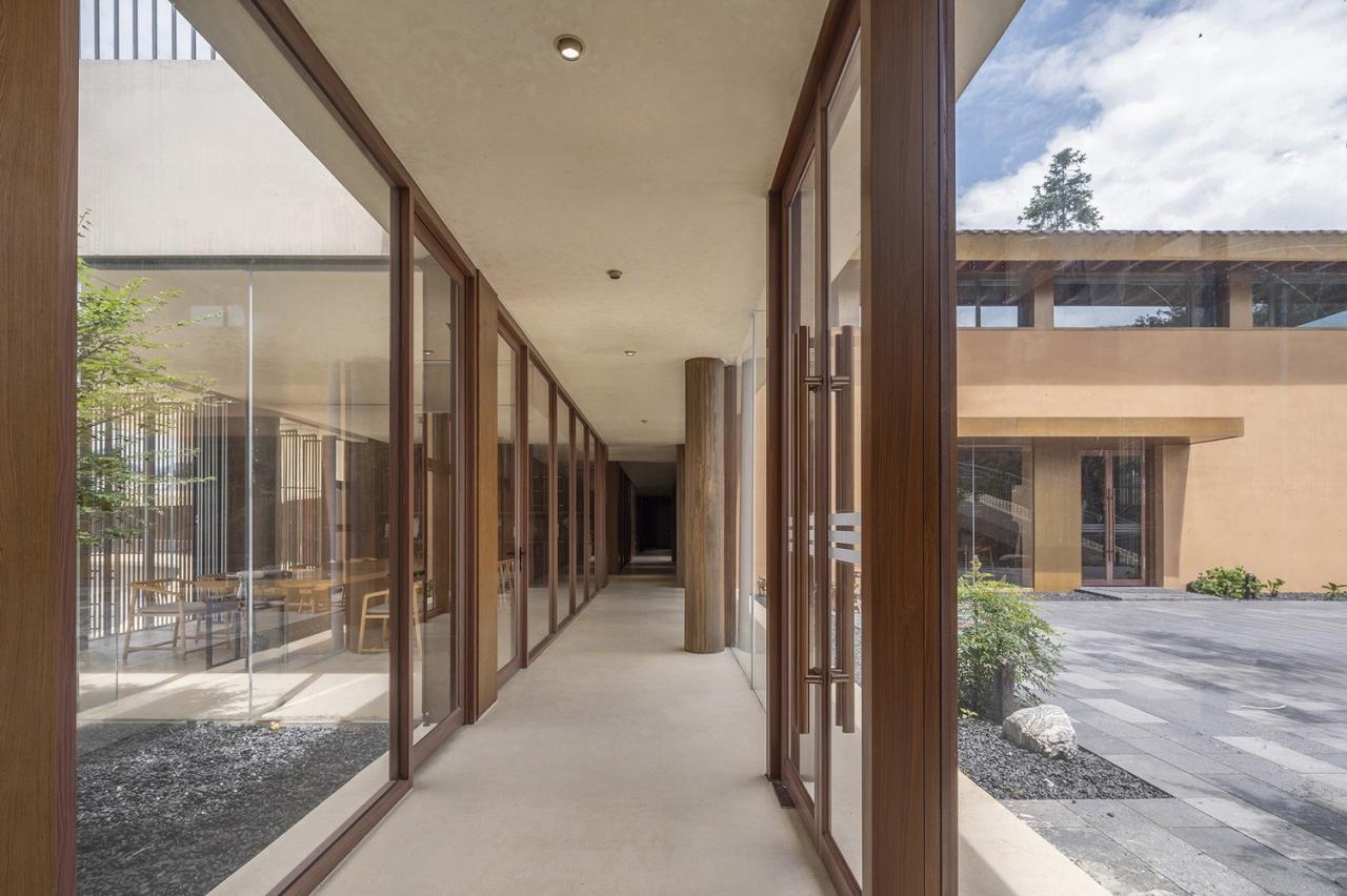 BIM建筑|三峡茶旅小镇展示中心 / 建筑营设计工作室