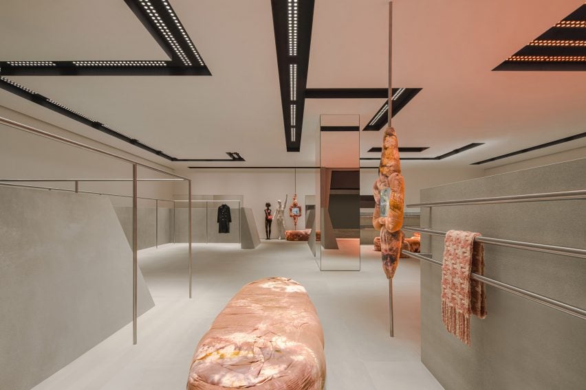 BIM建筑|哈勒罗德工作室设计成都“艾克妮商店”