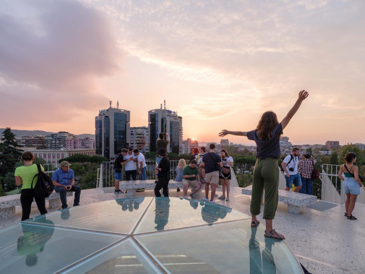 BIM建筑|地拉那金字塔 / MVRDV