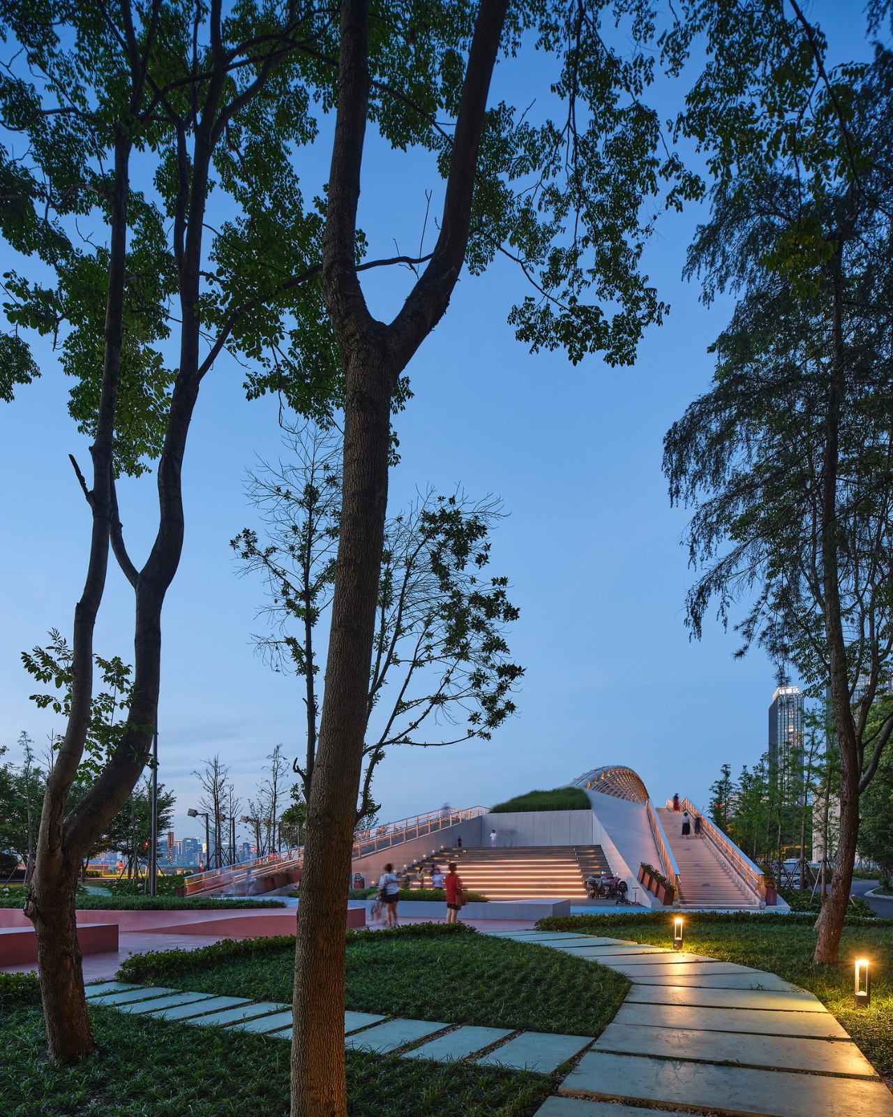 BIM建筑|杭州滨江公共空间·绸桥 / 同济原作设计工作室