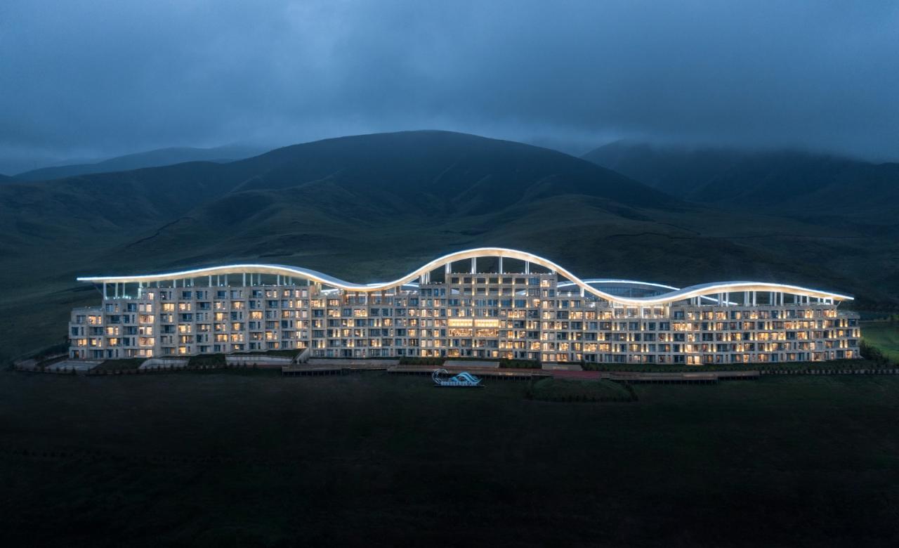 BIM建筑|青海湖观湖国际大酒店 / 维思平建筑设计