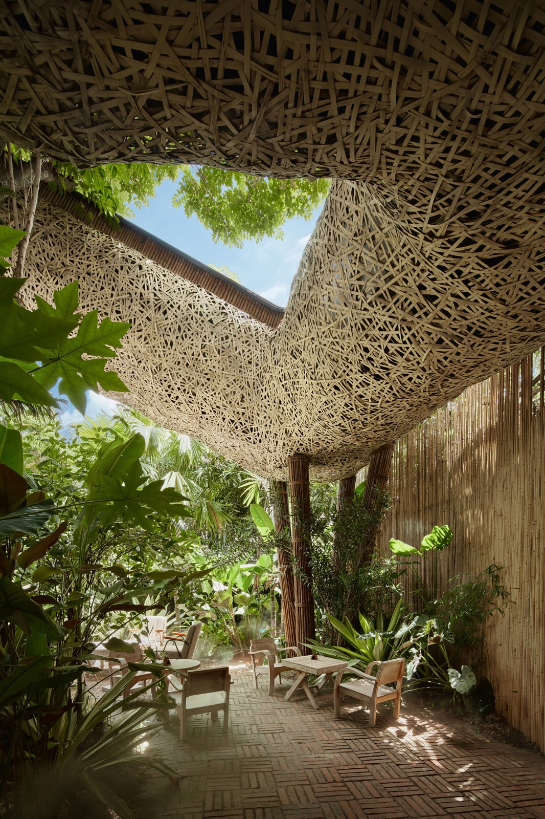 BIM建筑|春武里 / 方糖设计